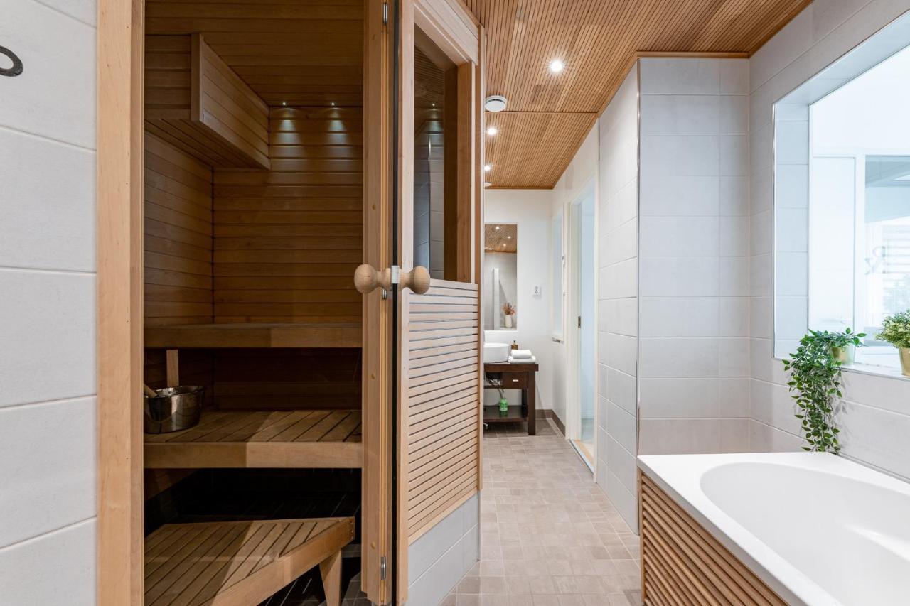 "Penthouse" - Renovated 1Br Apt With Sauna & 60M2 Private Terrace, Hosted By 2Ndhomes タンペレ エクステリア 写真