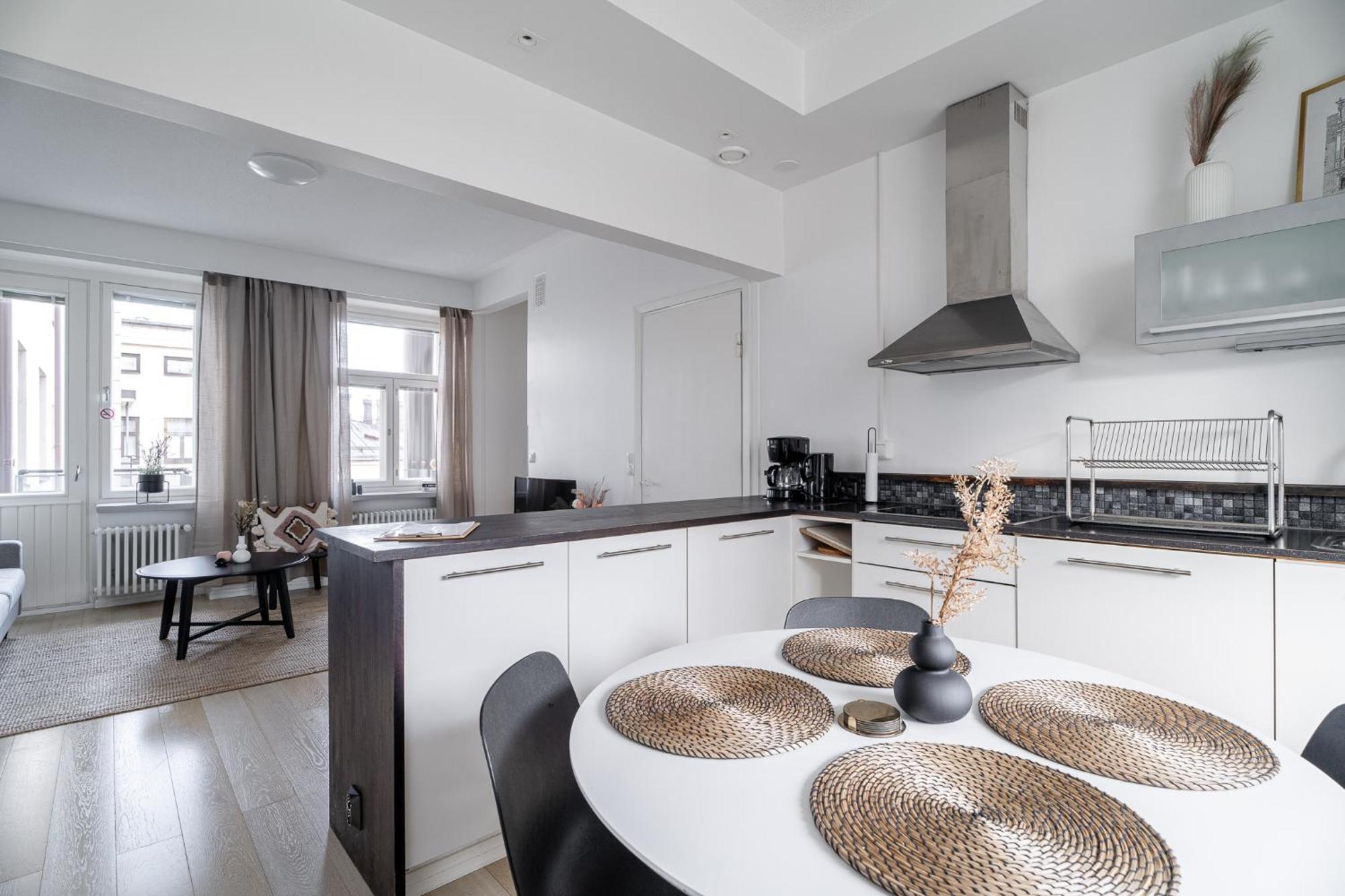 "Penthouse" - Renovated 1Br Apt With Sauna & 60M2 Private Terrace, Hosted By 2Ndhomes タンペレ エクステリア 写真