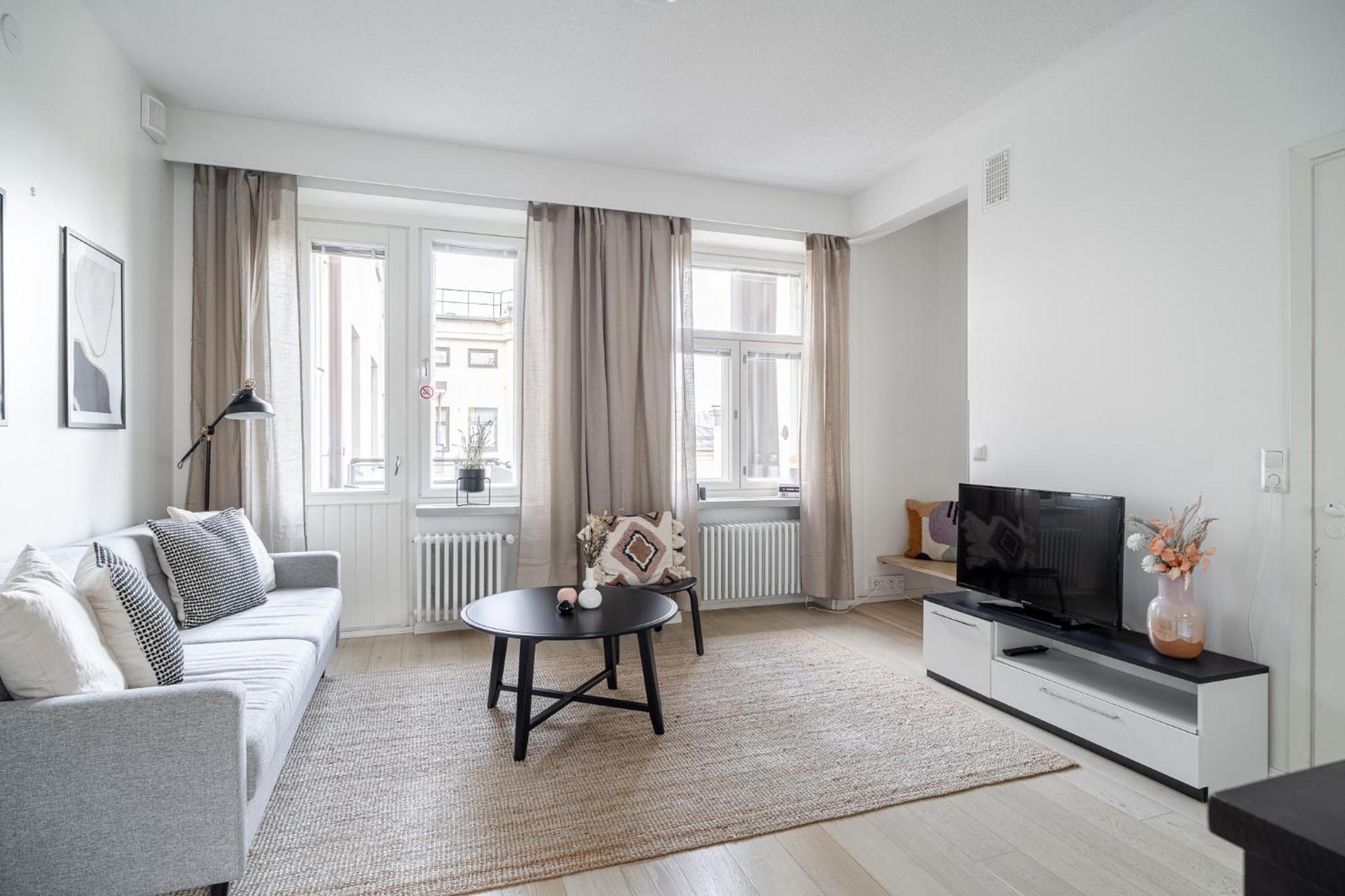 "Penthouse" - Renovated 1Br Apt With Sauna & 60M2 Private Terrace, Hosted By 2Ndhomes タンペレ エクステリア 写真